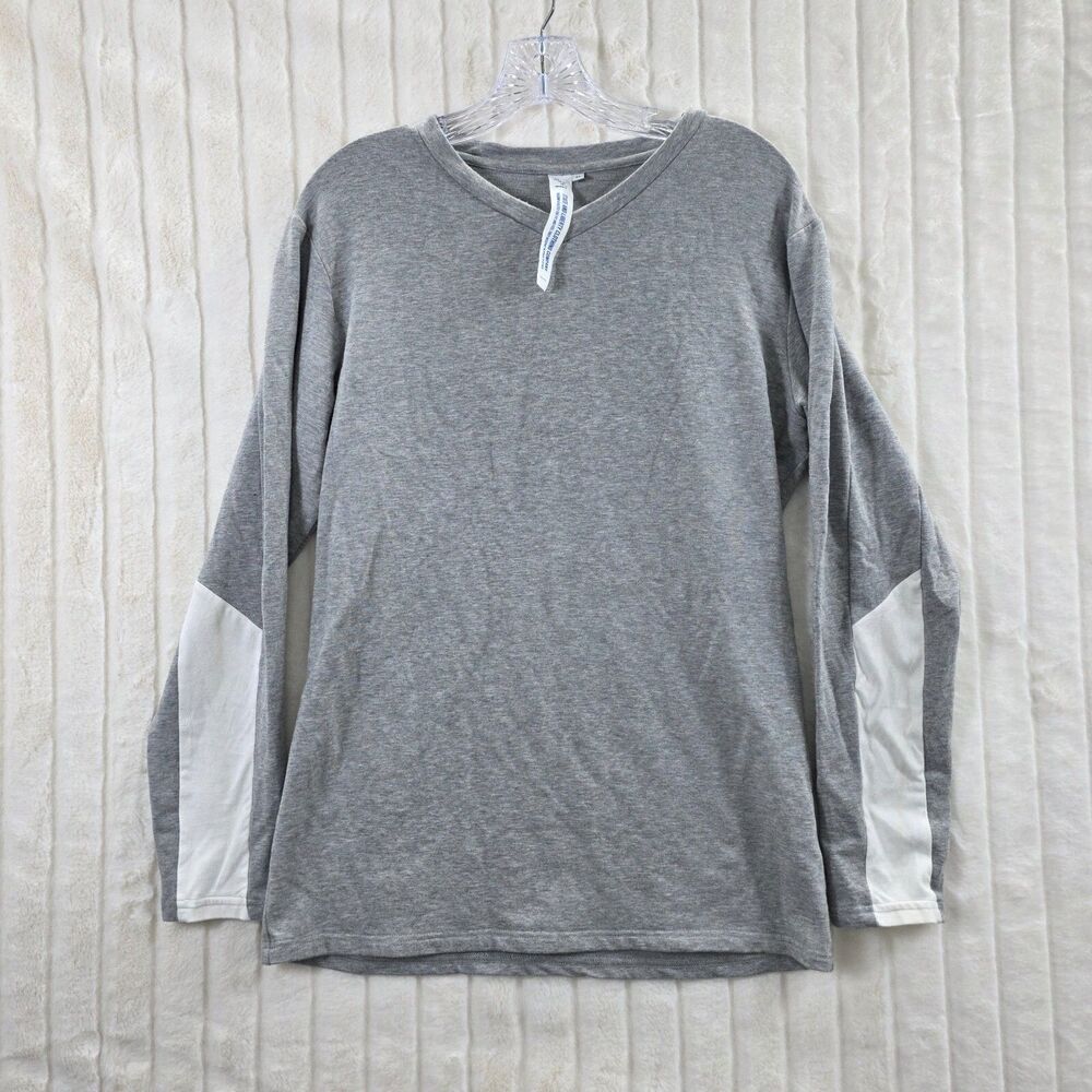 State & Liberty Pullover Men's Gray and White Sweater Performance Size M *flaws* - Picture 1 of 12